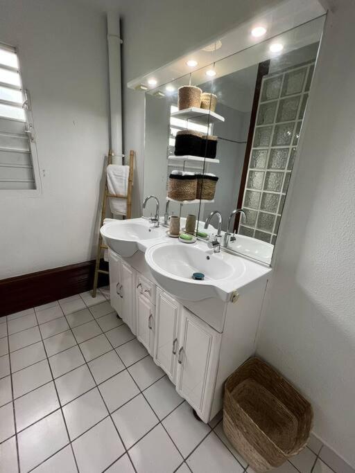 Appartement F4 Petit Bourg Dış mekan fotoğraf
